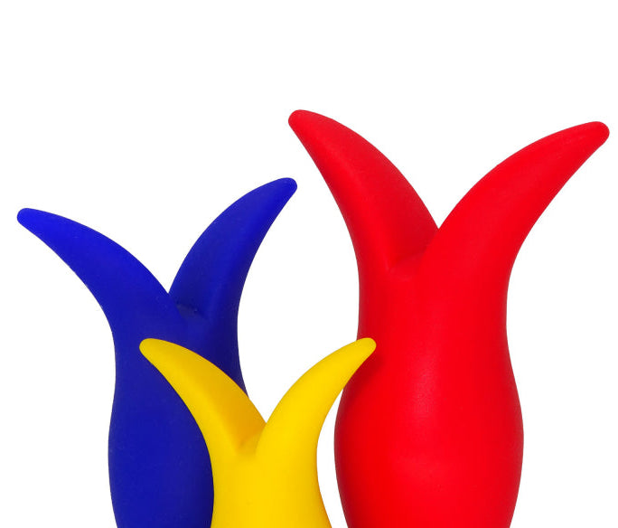 Premium Silikon Analplug von 1ATOYS in Tulpenform, erhältlich in vielen Farben. „Satans Blüte – in drei Größen“. Ein teuflisches Vergnügen.