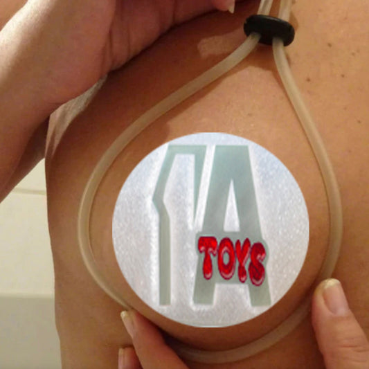 Brust-Bondage-Ringe von 1ATOYS, simulieren die Wirkung einer Brustpumpe durch sanften Hautzug. Ideal für Bondage-Erfahrungen.
